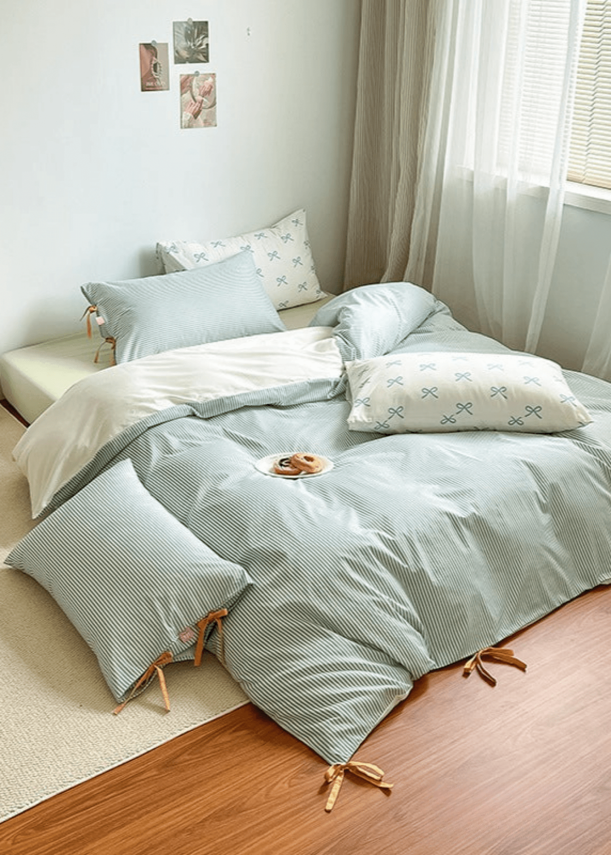 Bow striped cotton bedding set – Sage Green, striped fabric, ribbon ties and pillow detail - Roomden