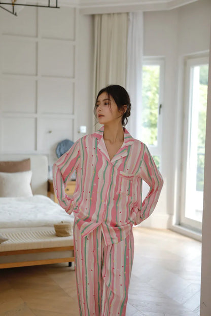Pink heart stripe cotton sateen pajama set in a soft pastel style – RoomDen