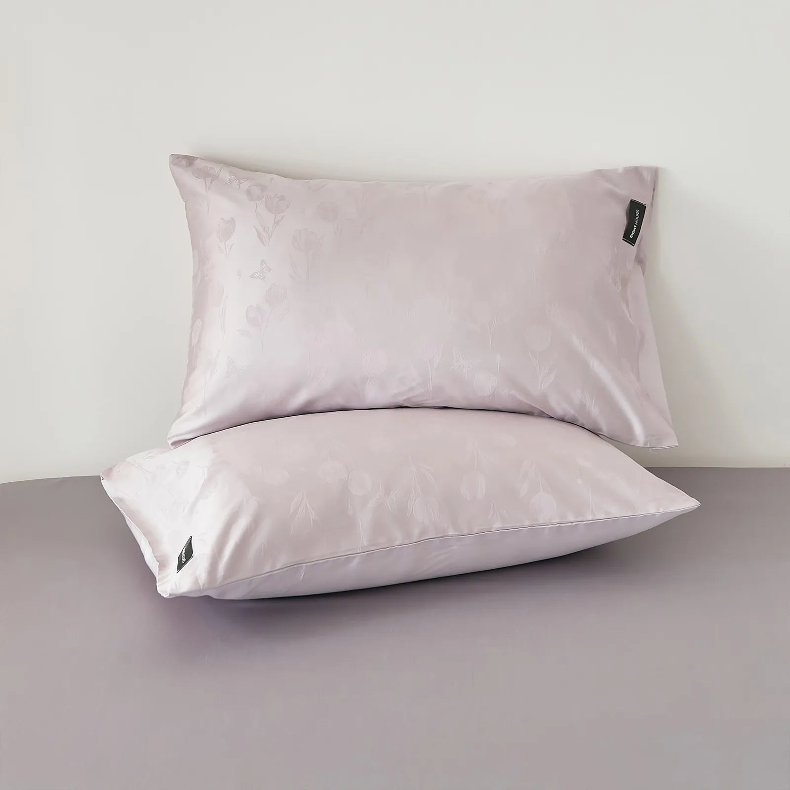 Floral jacquard cooling Tencel pillowcase with smooth Lyocell texture - RoomDen