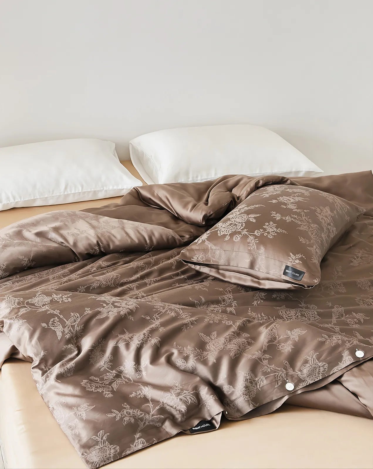 Jacquard floral cooling Tencel duvet cover with smooth drape and soft sheen – RoomDen