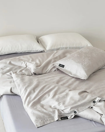 Quiet Luxury Jacquard Floral Cooling Tencel Duvet Cover