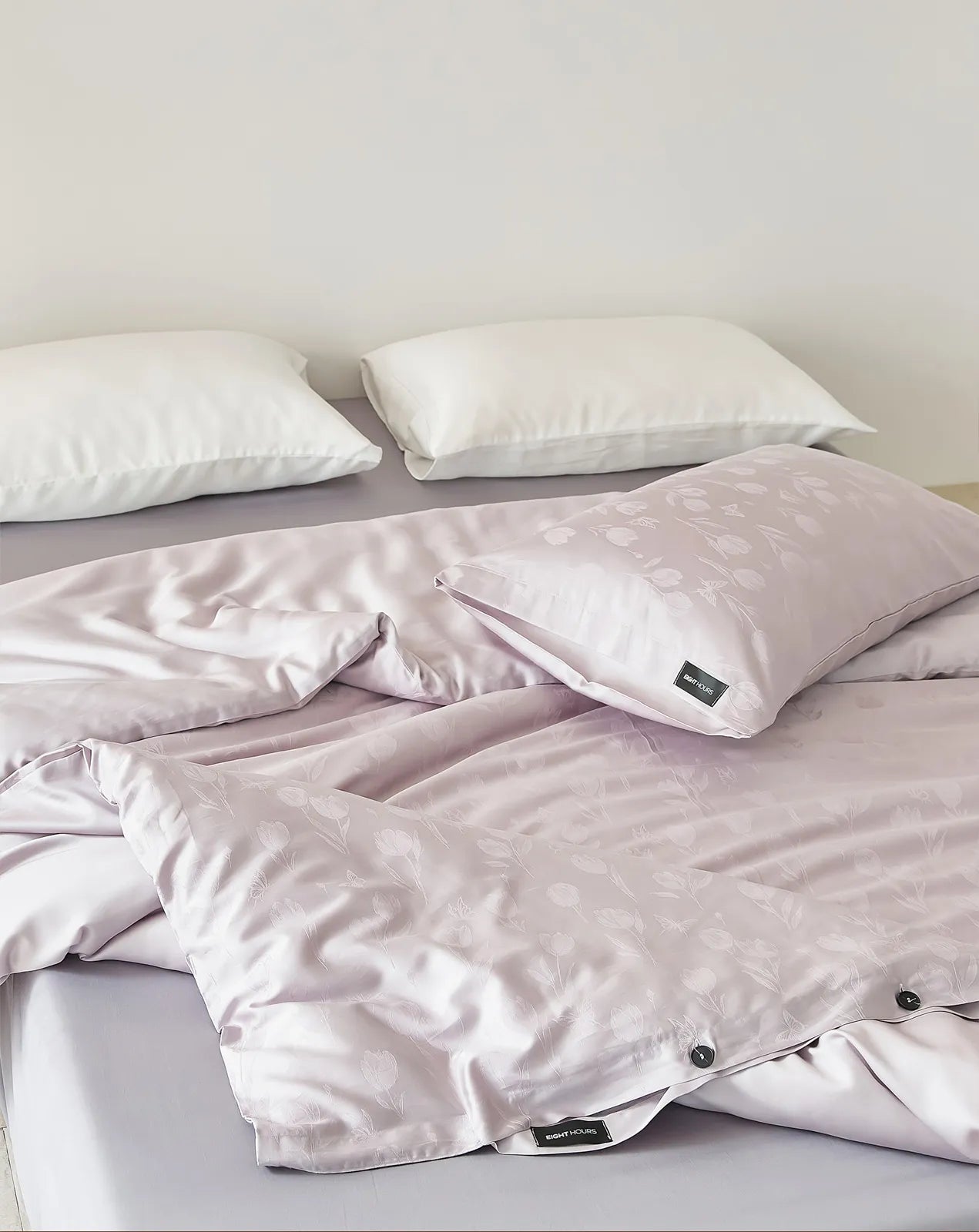 Jacquard floral cooling Tencel duvet cover with smooth drape and soft sheen – RoomDen