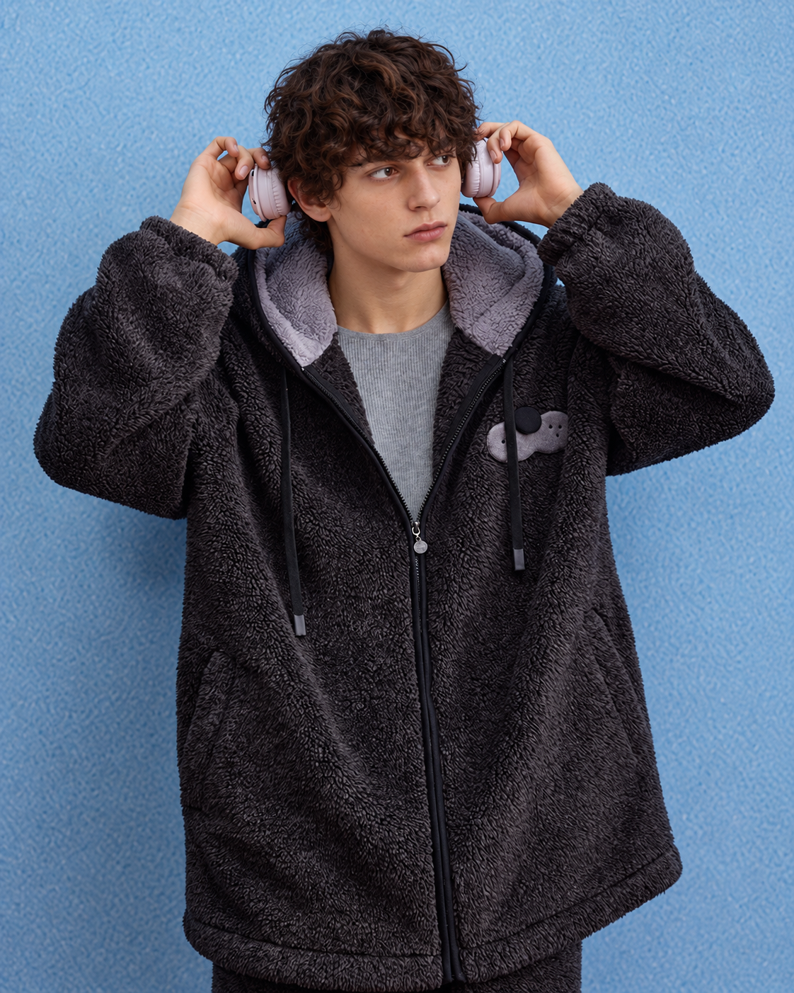 Men's Cat-Ear Hooded Fleece Pajama Set – dark gray zip-front top with headphones - Roomden