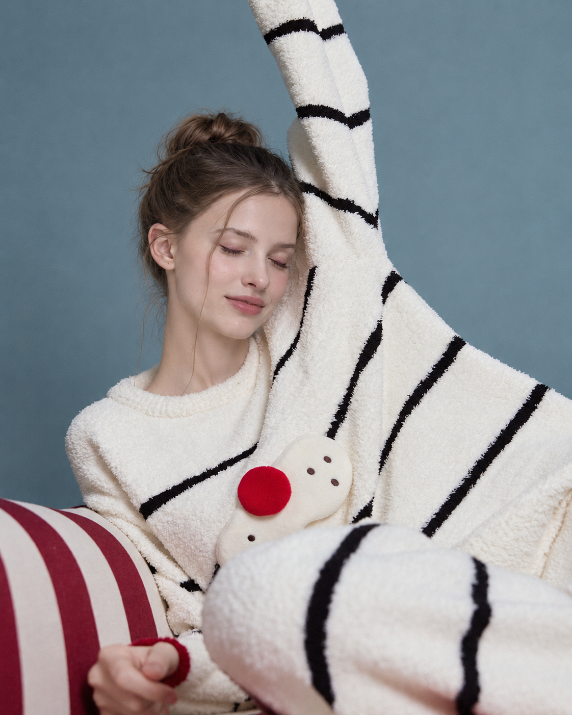 Cat Appliqué Chenille Pajama Set – cream striped top, raised-arm seated view and red nose detail - Roomden