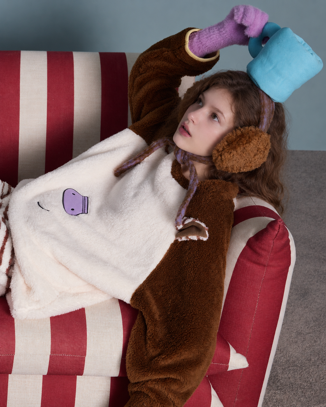 Horse-Ear Flannel Pajama Set – reclining view with a blue watering can - Roomden
