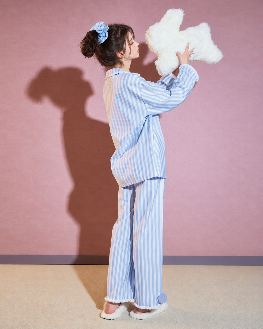 Blue Stripe Bunny Pocket Cotton Pajama Set – rear and side view lifting a rabbit - Roomden