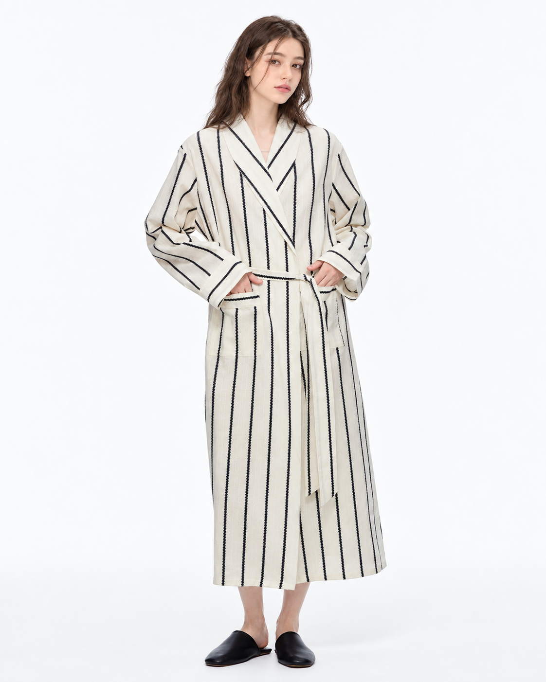 Slateway Fine-Stripe Cotton Wrap Robe – black studio 1 - Roomden