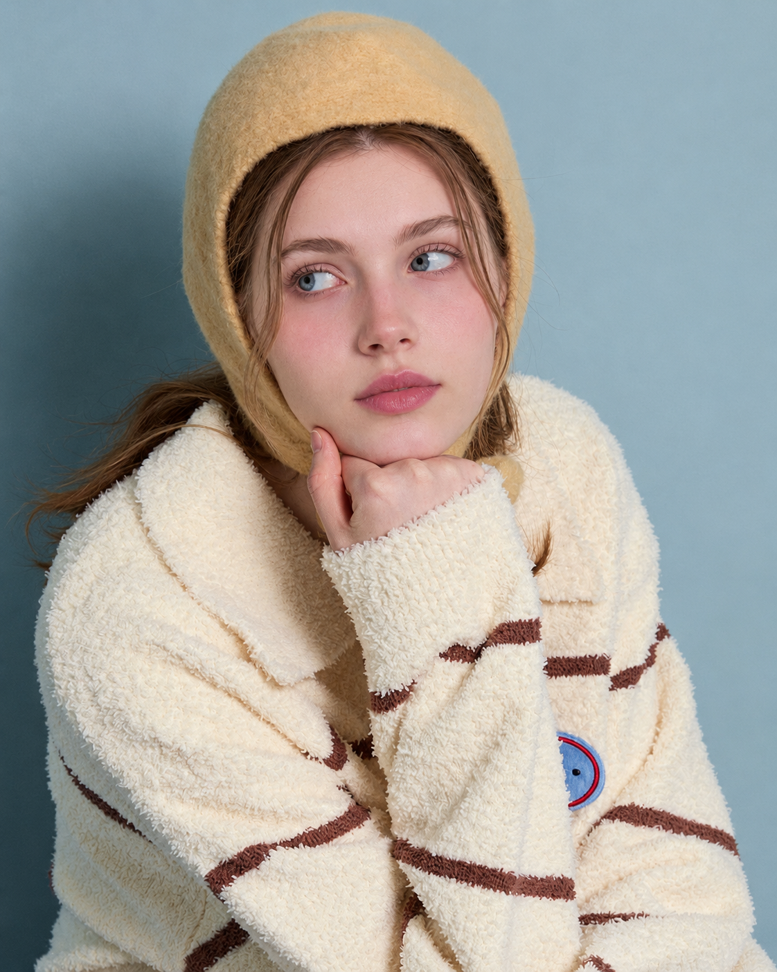 Striped Cat Fleece Pajama Set – collar and striped sleeve close-up - Roomden