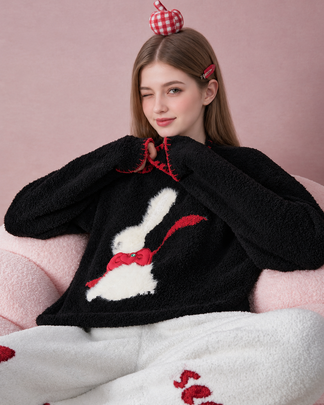 Rabbit & Bow Fleece Pajama Set – close seated view of the rabbit and red bow - Roomden