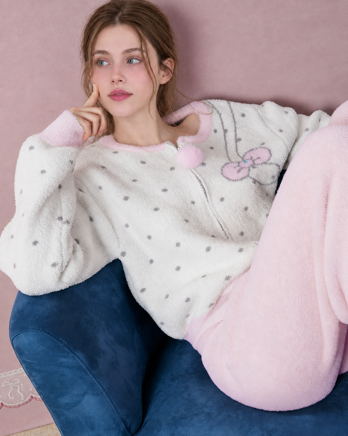 Pom-Pom Zip Fleece Pajama Set – reclining chair view - Roomden