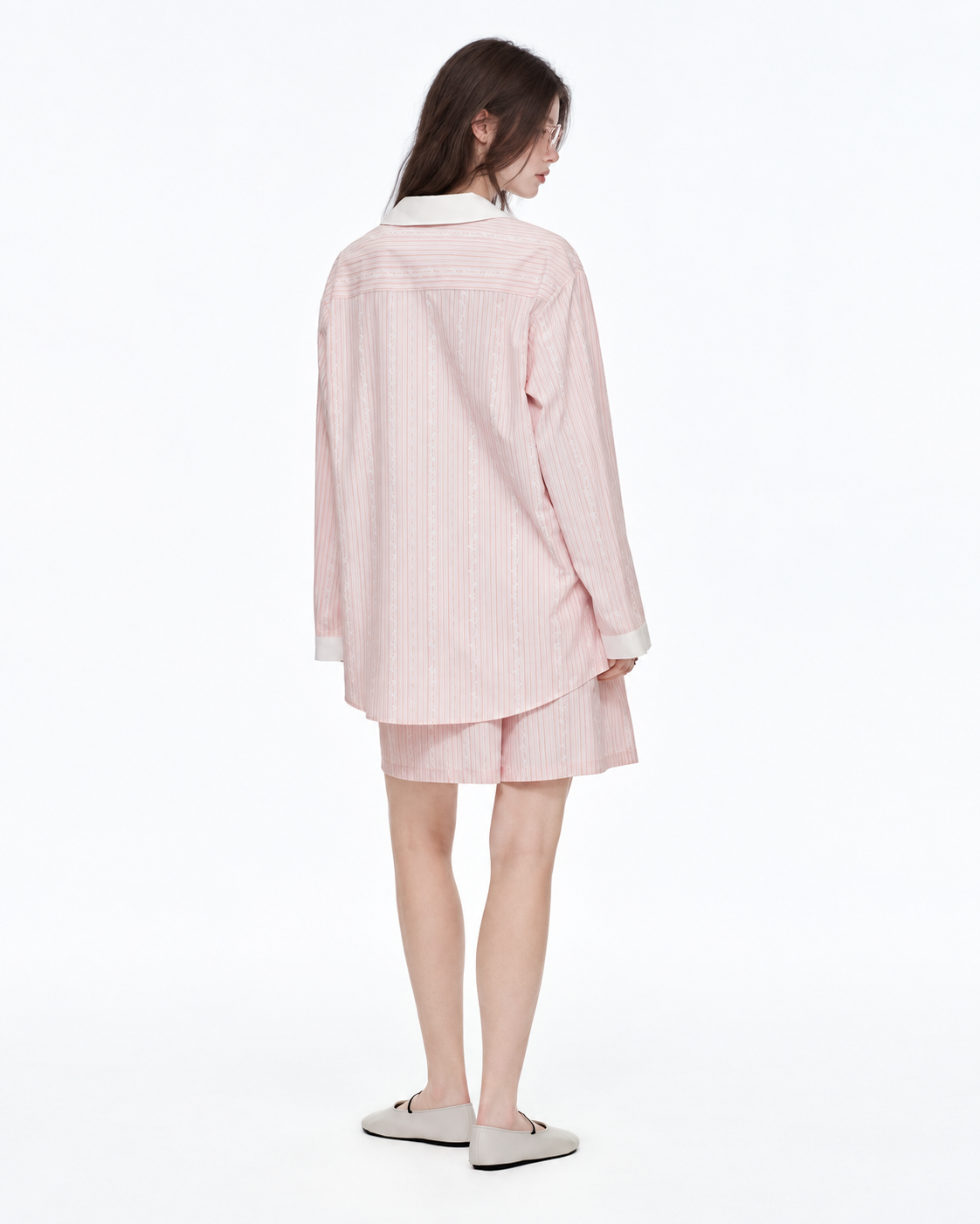 Ribbonhour White-Collar Striped Cotton-Blend Pajama Shorts Set – pink on-model view - Roomden