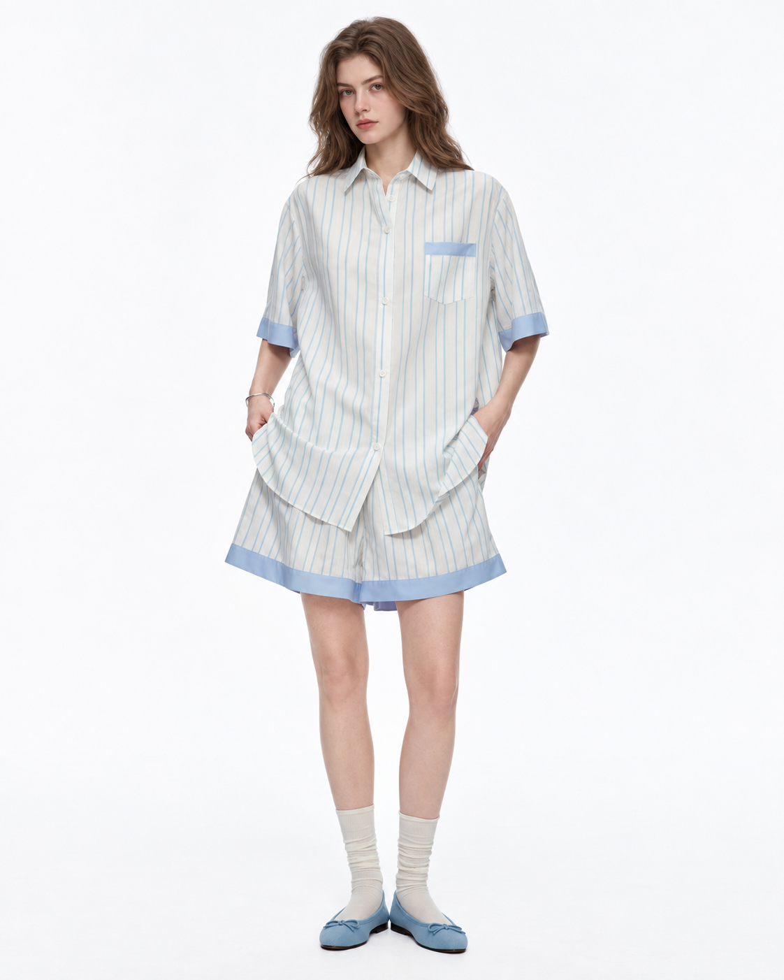 Contrast-Band Striped Viscose-Blend Pajama Shorts Set – blue hands-in-pockets view - Roomden