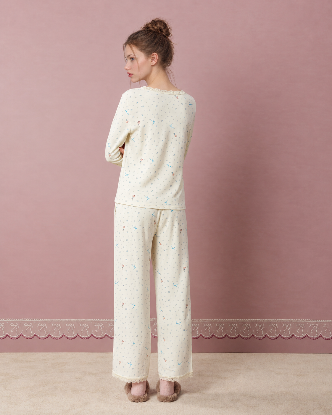 Bunny Floral Three-Piece Pajama Set – rear view of floral cardigan and wide-leg pants - Roomden