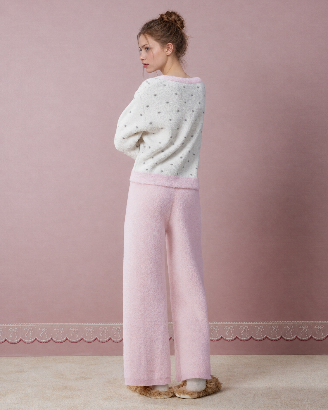 Pom-Pom Zip Fleece Pajama Set – back view - Roomden