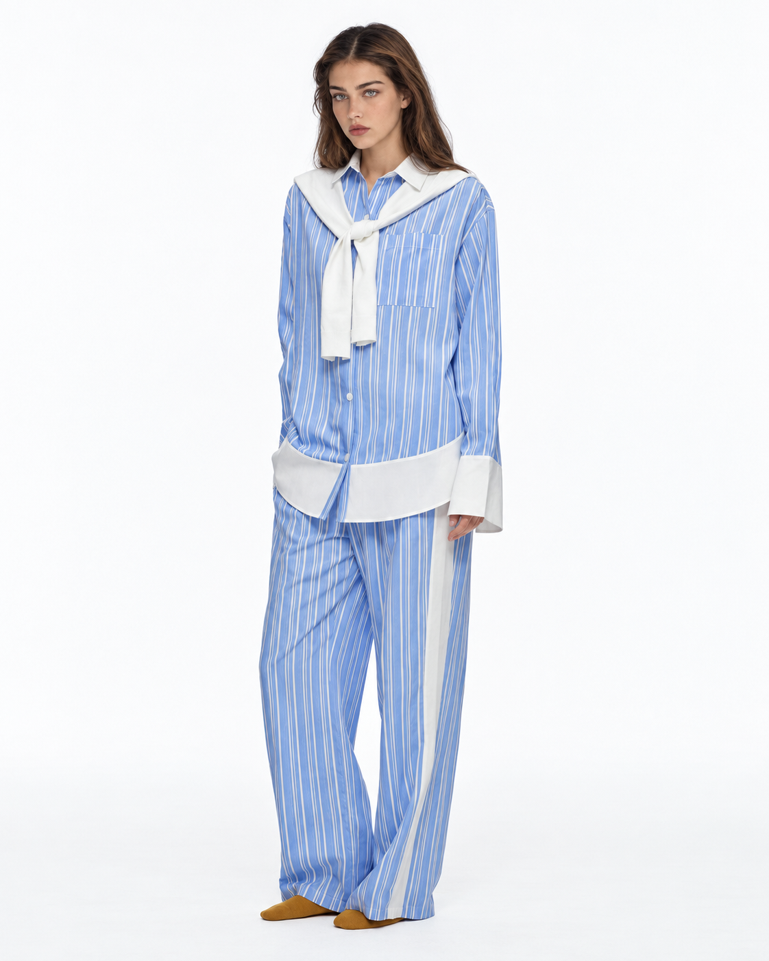Ribbonhour Contrast-Trim Striped Viscose-Blend Pajama Set – blue outfit view - Roomden