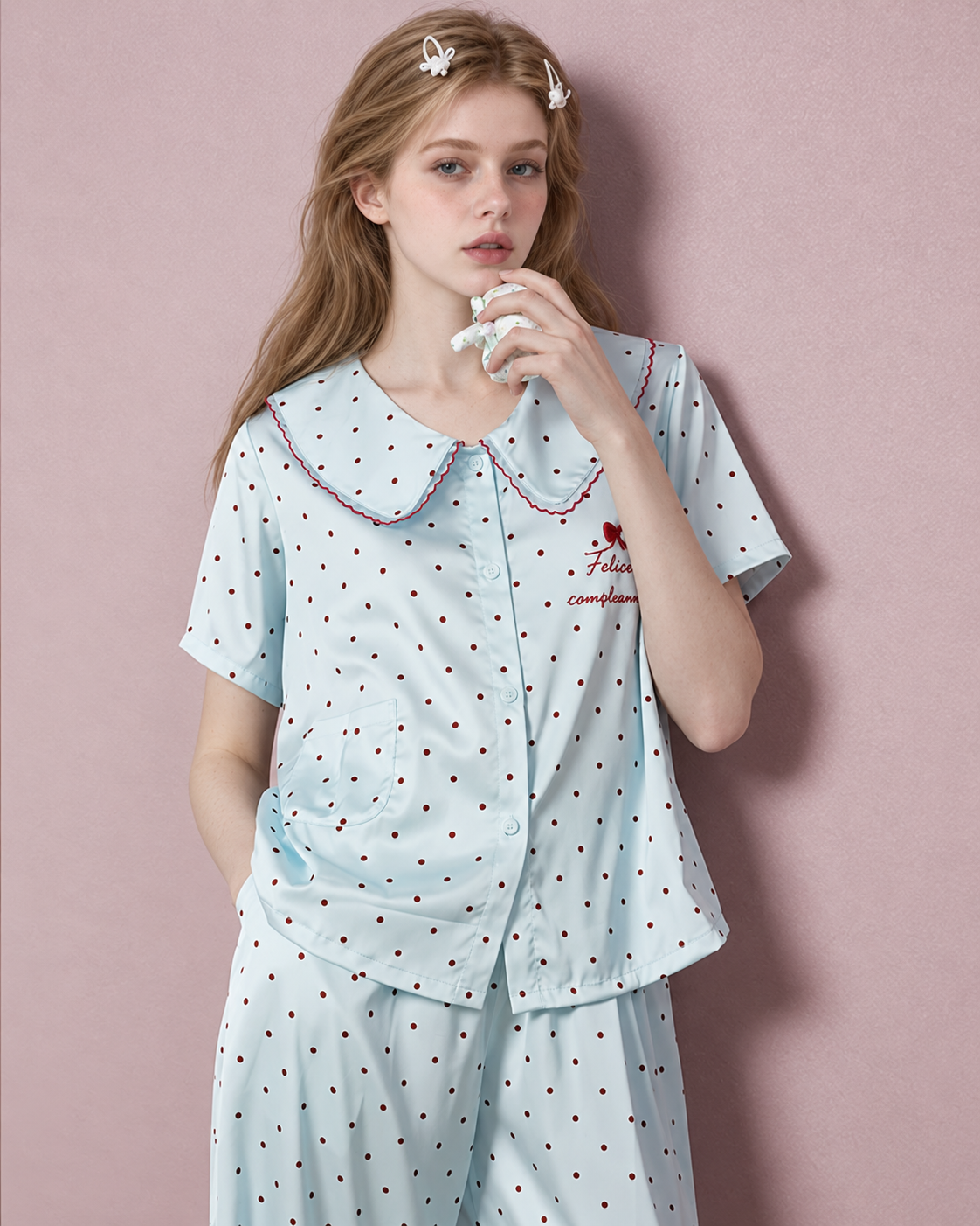 Polka Dot Pajama Set – Pale blue front close-up with pale buttons and scalloped collar - Roomden