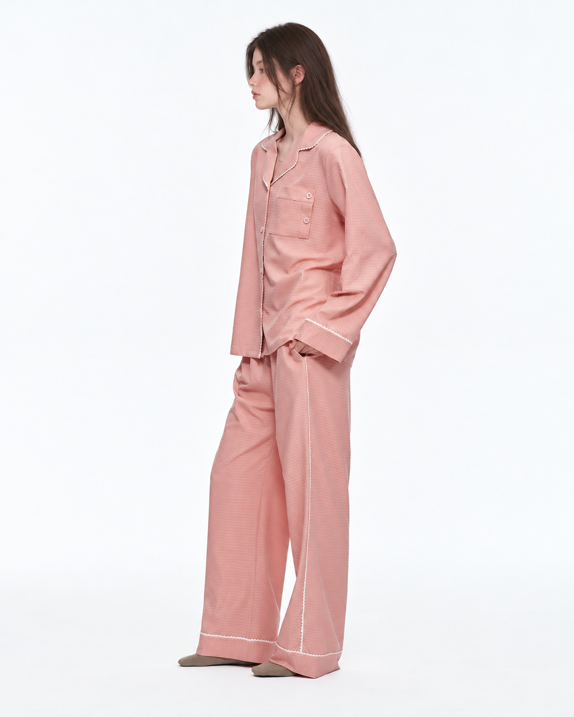 Picot-Trim Textured Long-Sleeve Pajama Set – pink on-model view - Roomden