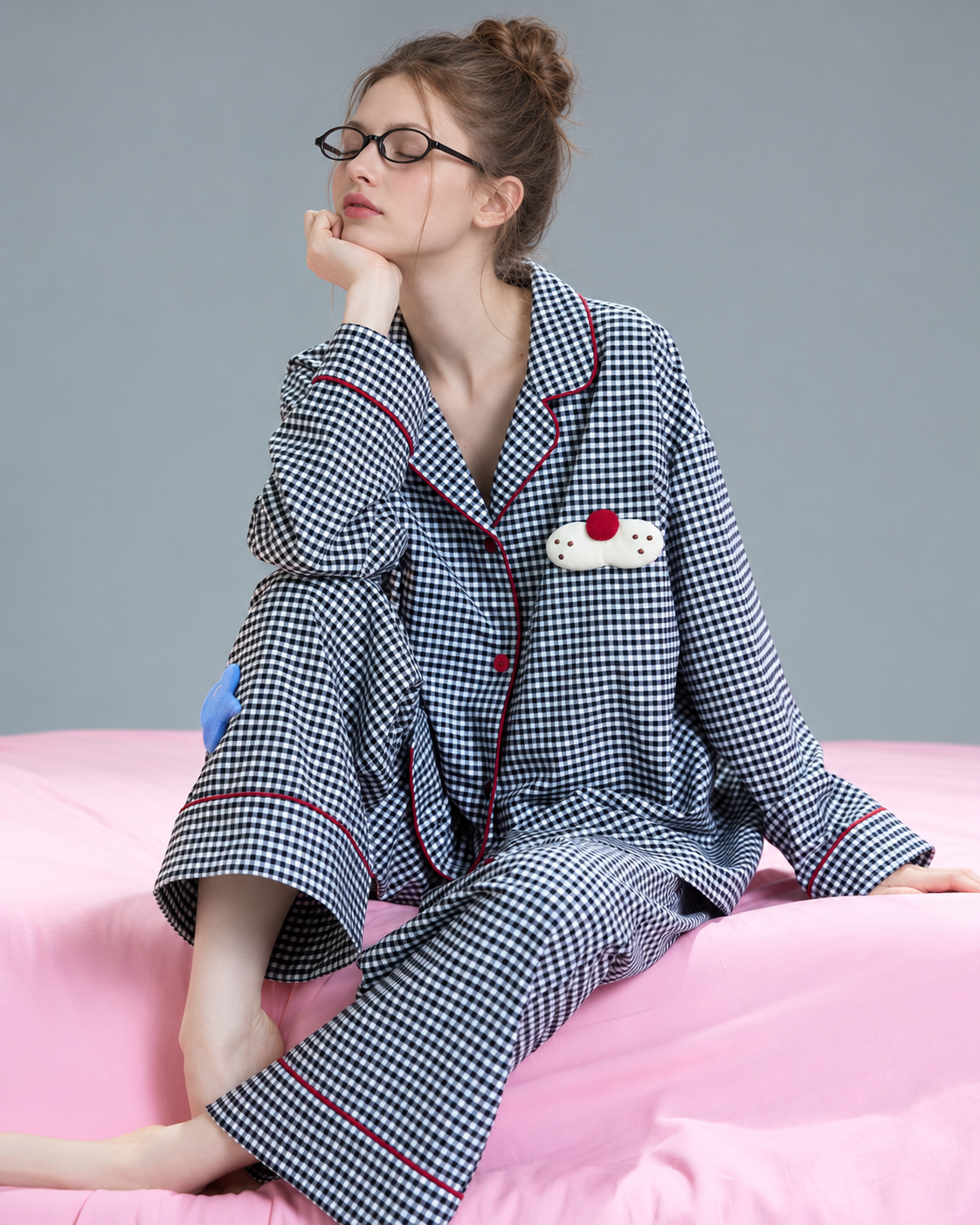 Gingham Cotton Pajama Set – black-and-white checks, seated chin-rest pose - Roomden