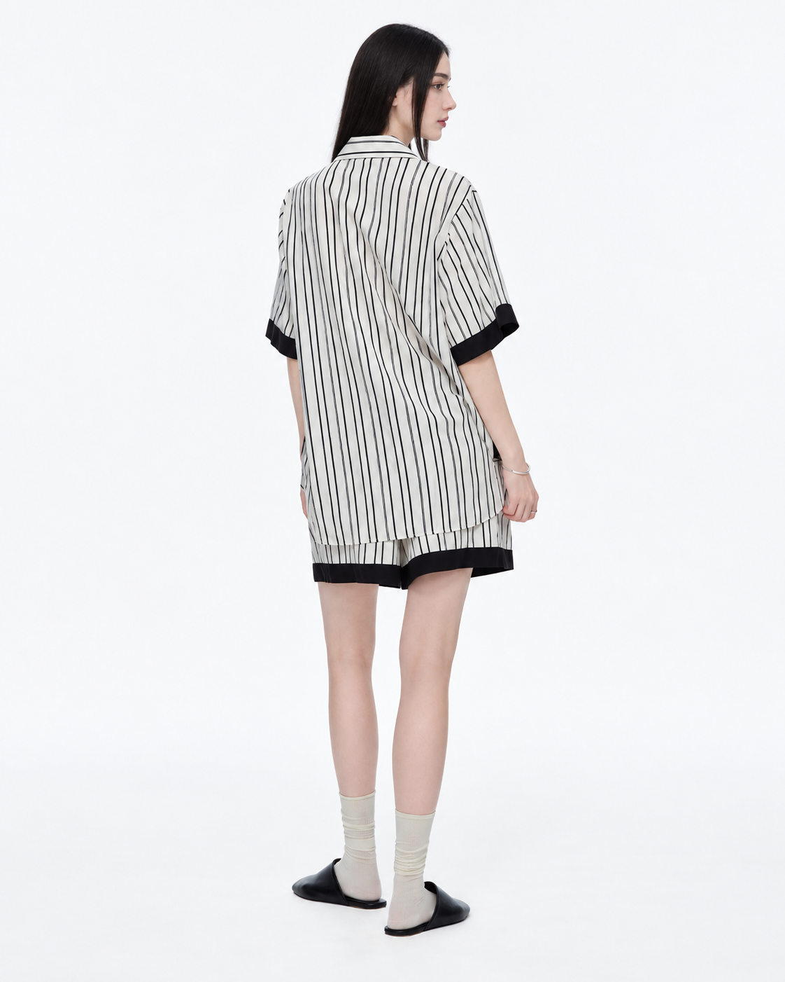 Contrast-Band Striped Viscose-Blend Pajama Shorts Set – black back view - Roomden