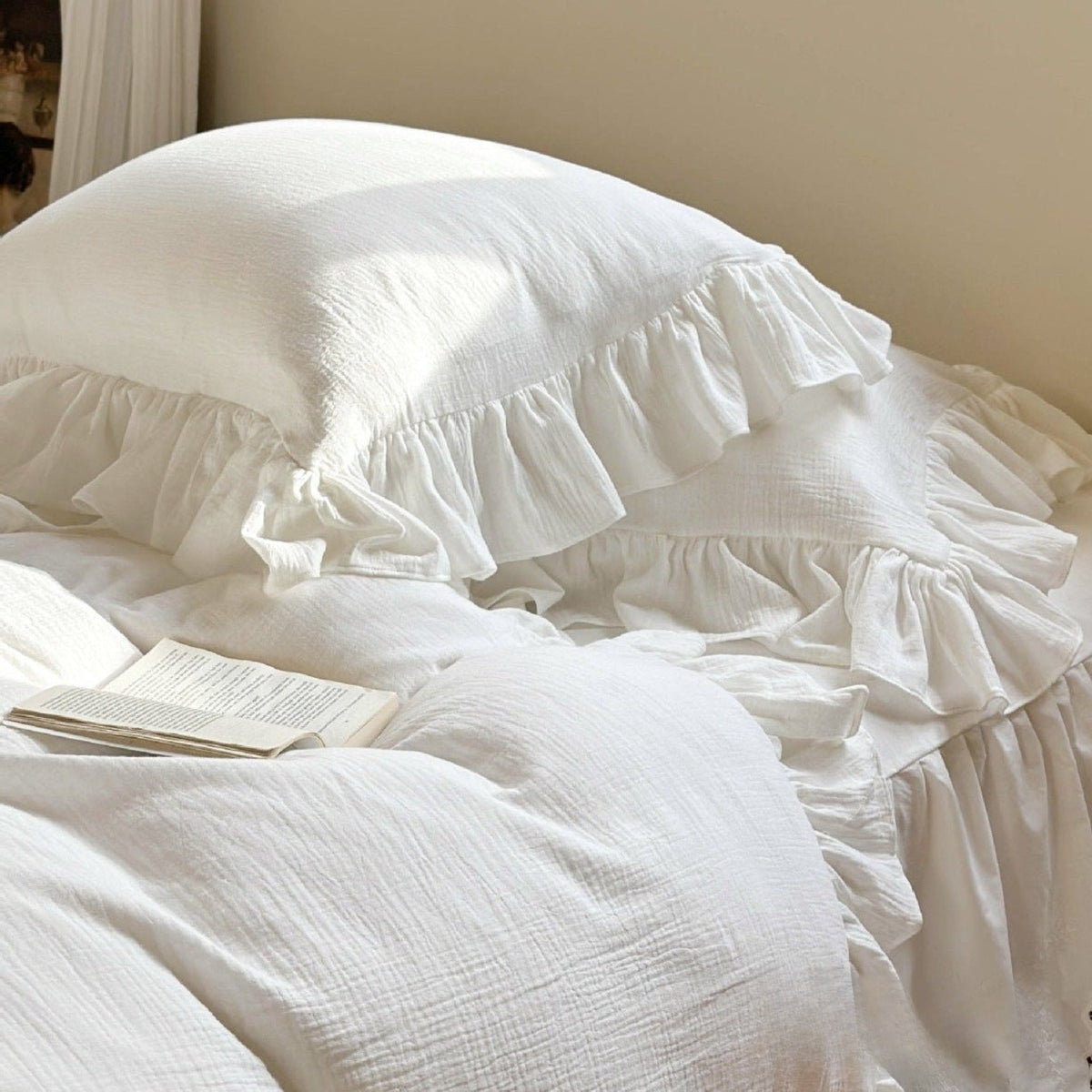 Ruffled Double Gauze Cotton Bedding Set – Ruffled Ivory, close view of gauze texture and gathered pillow edging - Roomden