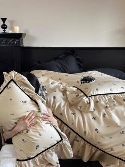 Verlaine Ruffled Long-Staple Cotton Bedding Set - room scene
