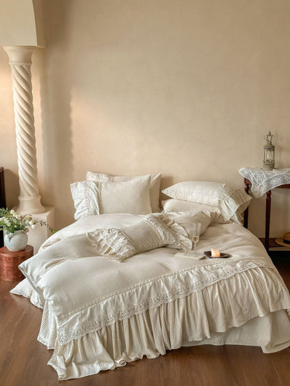 Lissandre Ruffled Gauze Bedding Set - room scene