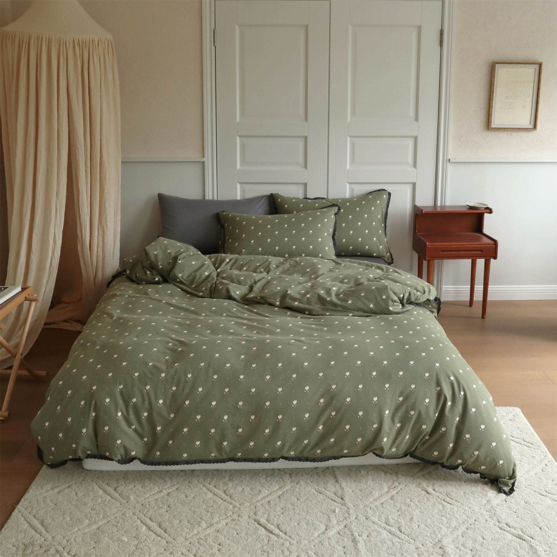 Winslow Ditsy Floral Jersey Cotton Bedding Set - room scene