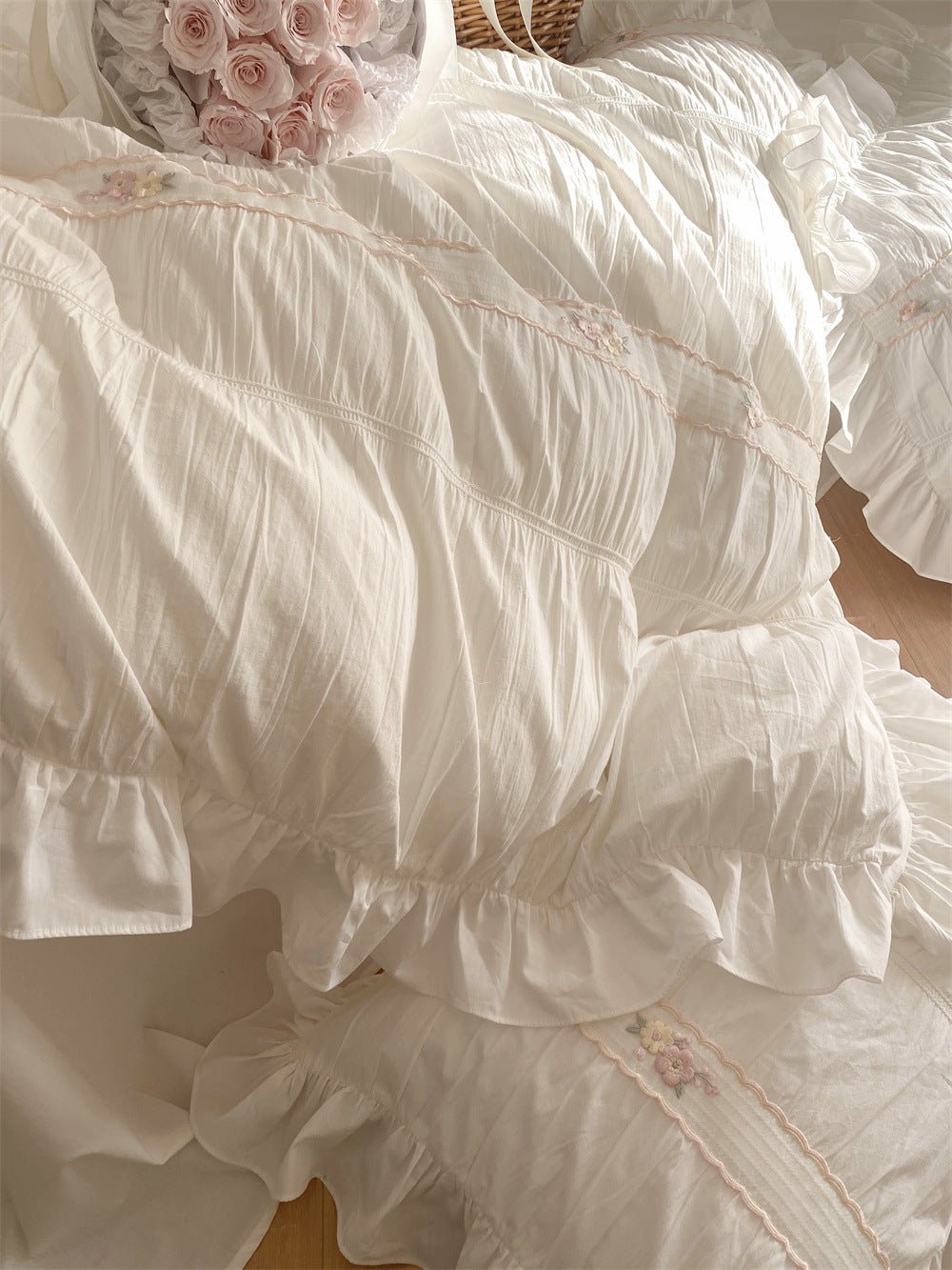 Winnifred Ruffled Washed Cotton Bedding Set – close view of gathered white cotton and ruffled edges - Roomden