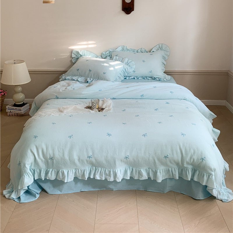 Fenlaire Bow Embroidered Double Gauze Bedding Set – Powder Blue embroidered bow bedding with ruffled edges - Roomden