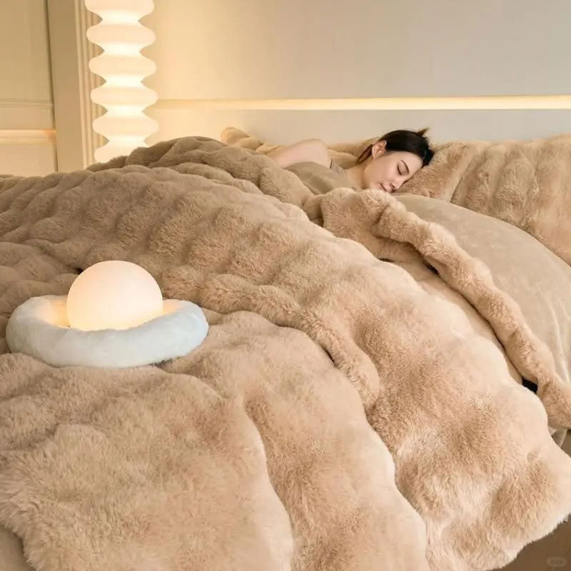 Warm light brown plush bedding with relaxing cozy vibe – RoomDen
