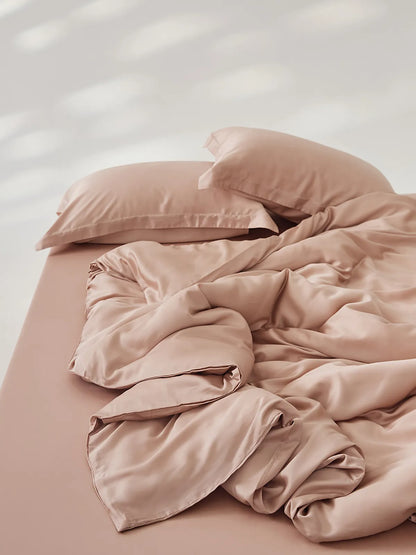 Silky cooling Tencel duvet cover set with a soft minimalist look and smooth draped texture – RoomDen