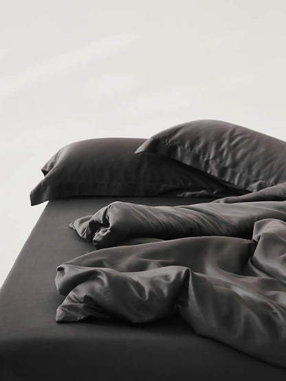 Silky cooling Tencel duvet cover set with a soft minimalist look and smooth draped texture – RoomDen