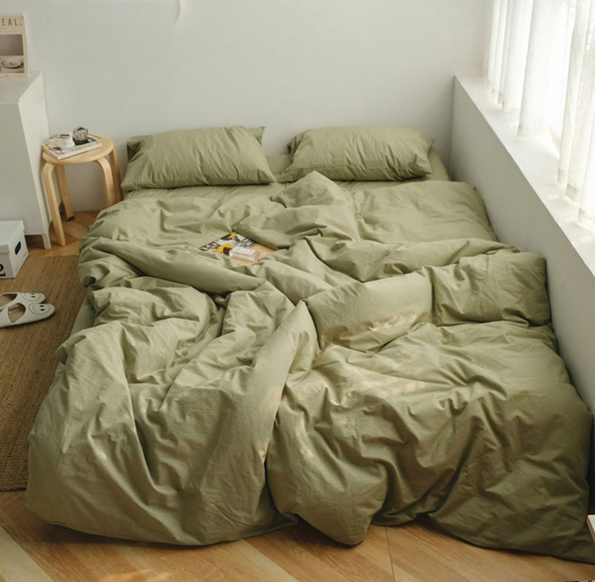 Calm Pistachio Green washed cotton bedding set creating a soothing earthy bedroom look - RoomDe