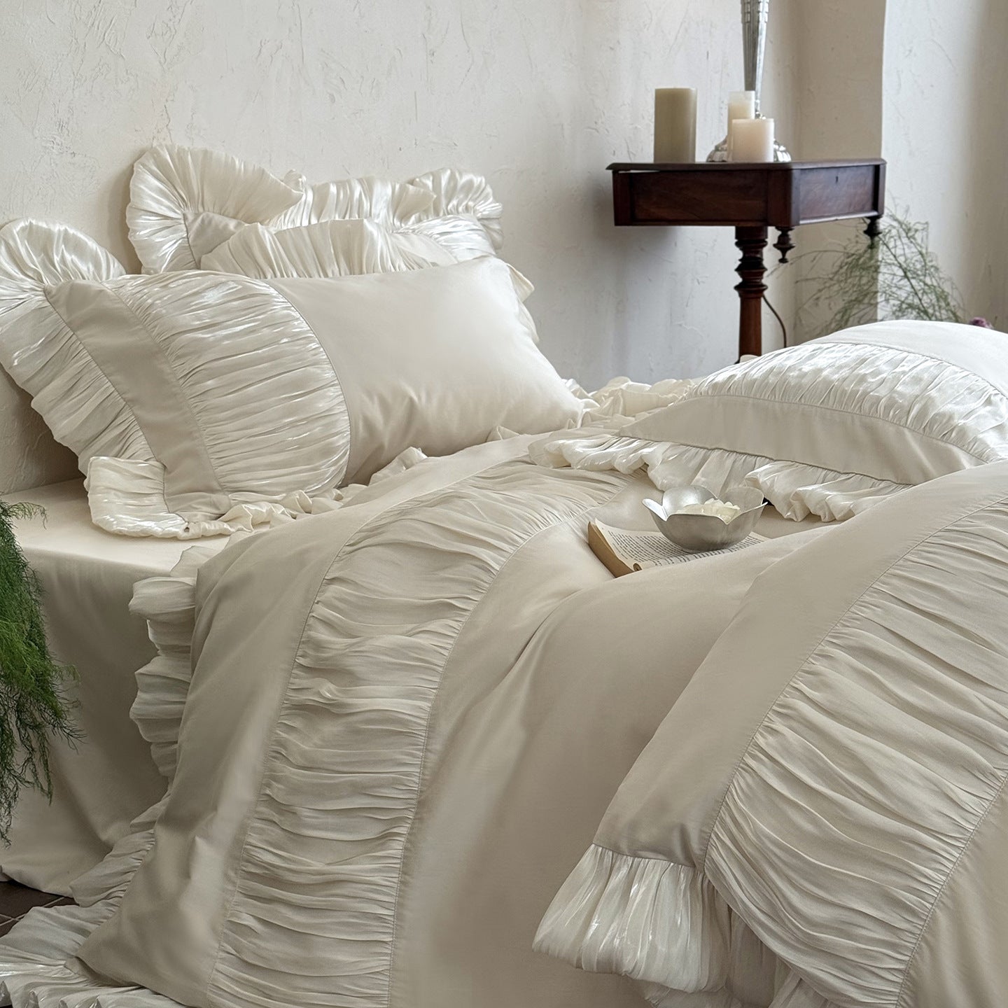 Verity Pleated Ruffle Cotton Sateen Bedding Set - Champagne Pearl