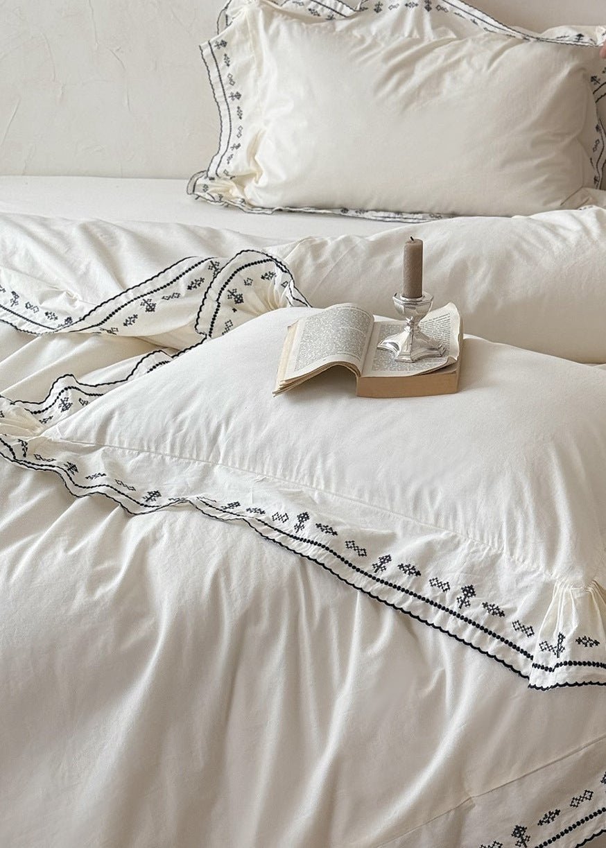 Sabine Embroidered Scalloped Washed Cotton Bedding Set - room scene
