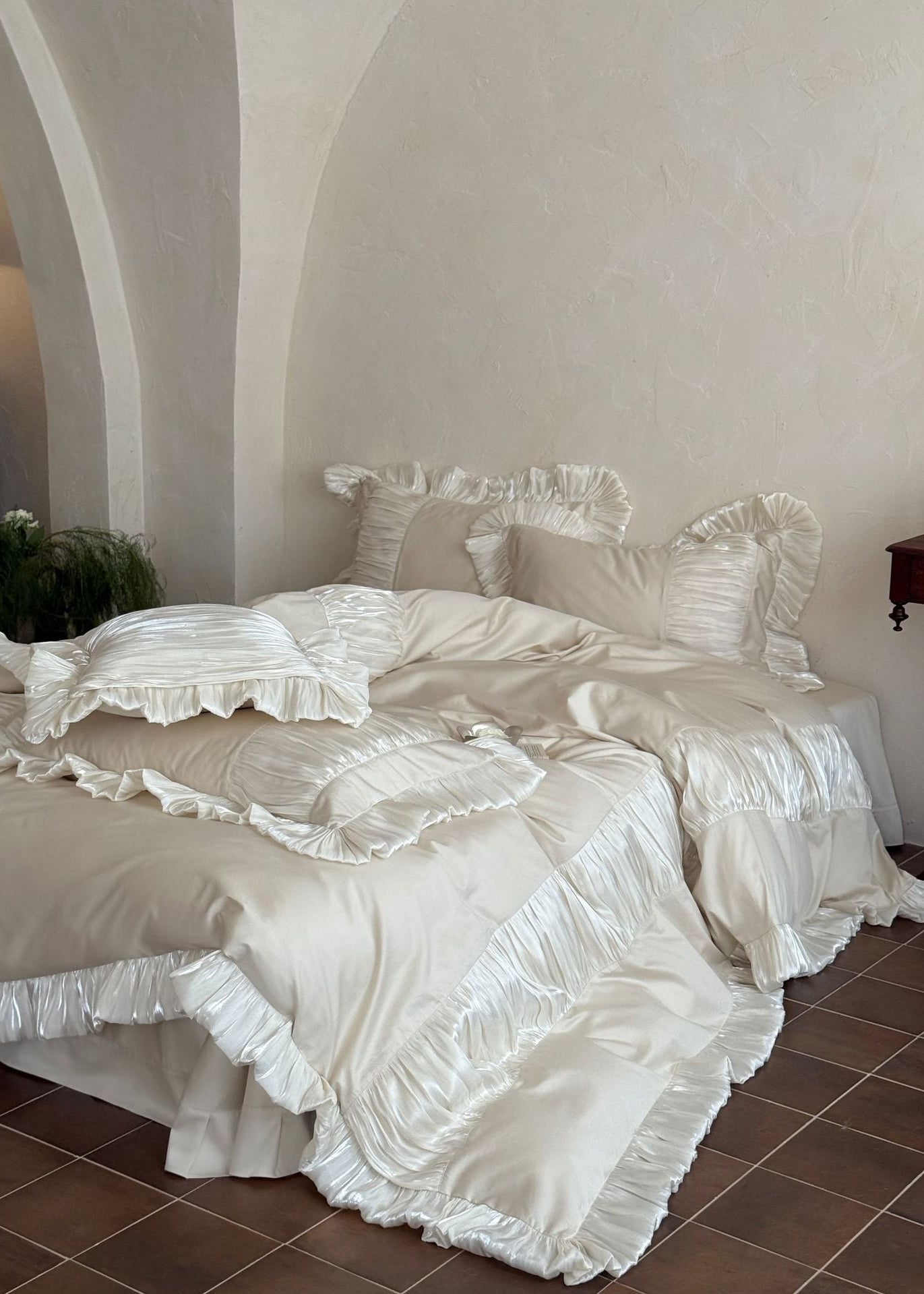 Verity Pleated Ruffle Cotton Sateen Bedding Set - room scene