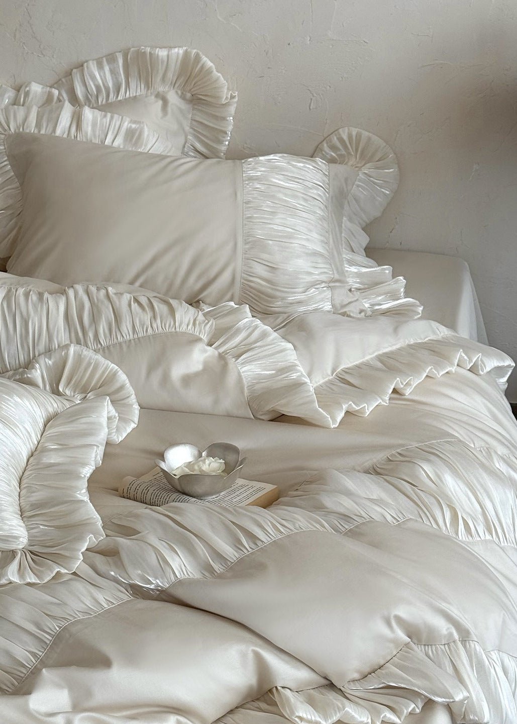 Verity Pleated Ruffle Cotton Sateen Bedding Set - room scene