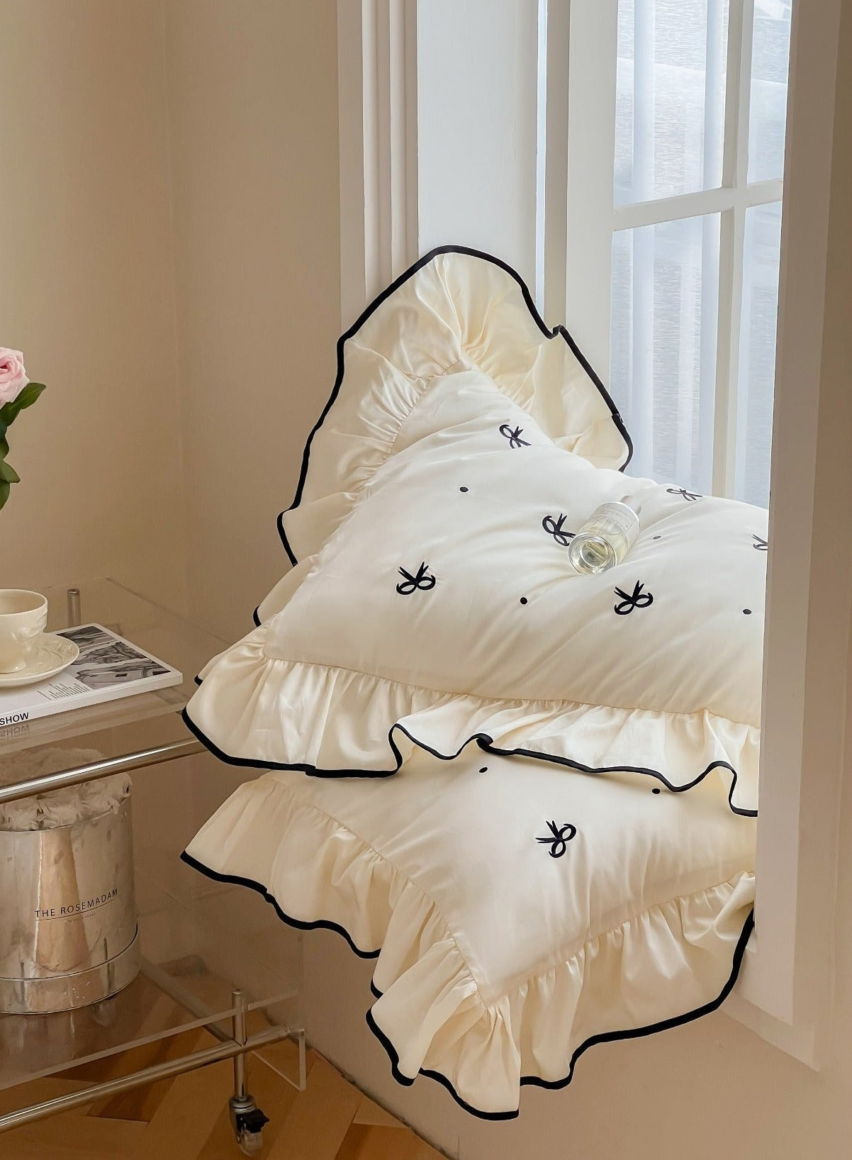 Perrine Ribbon-Embroidered Cotton Bedding Set - room scene